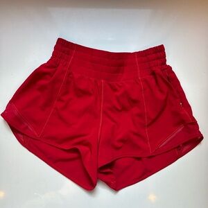 Lululemon Hotty Hot High-Rise Lined Short 2.5”